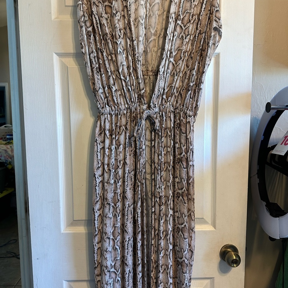 Kona Sol Brown Tan Plunge Neck‎ Sleeveless Swim Coverup